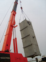 珠海天然氣液化項(xiàng)目冷箱、吸收塔設(shè)備安裝工程